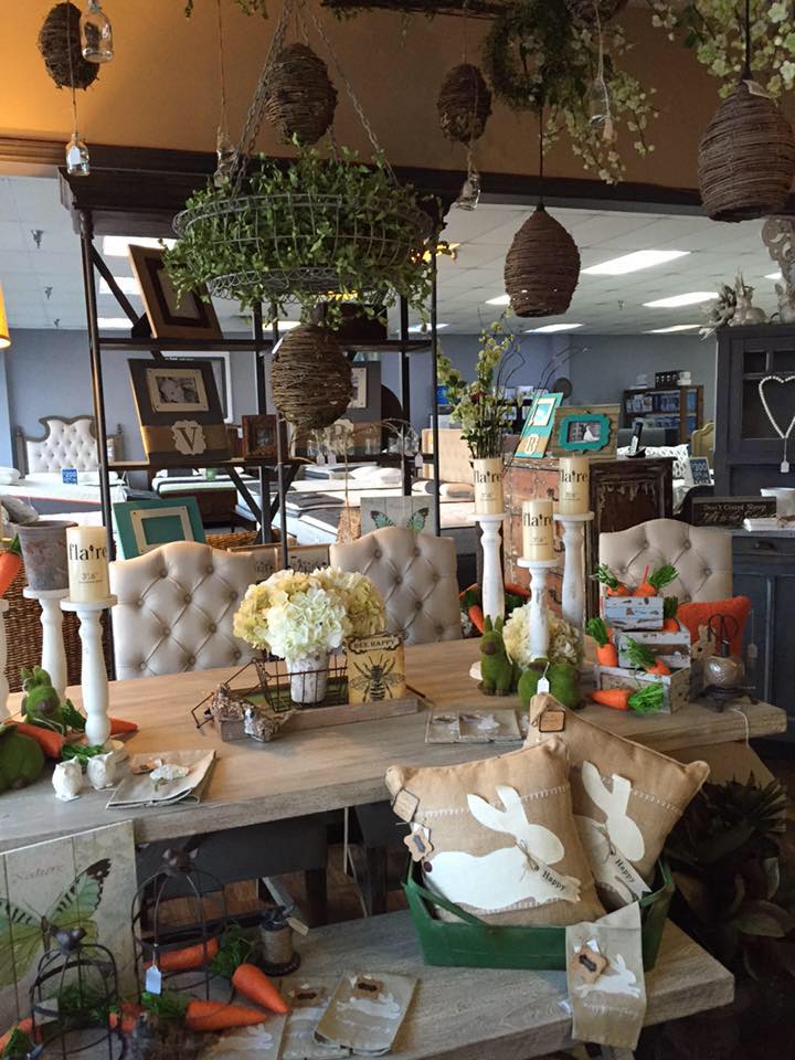 Hoo La La Vintage Showroom