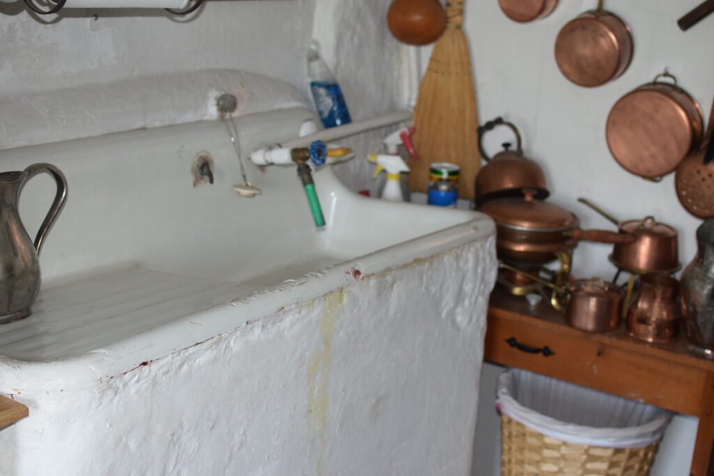 Millennium Manor Castle Downstairs Kitchen